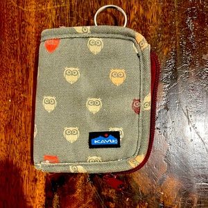Kavu Wallet - Great Condition